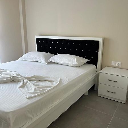 Harmony Apartments Sarandë Buitenkant foto