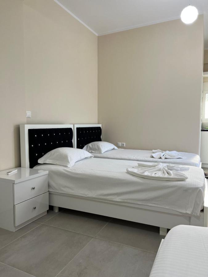 Harmony Apartments Sarandë Buitenkant foto
