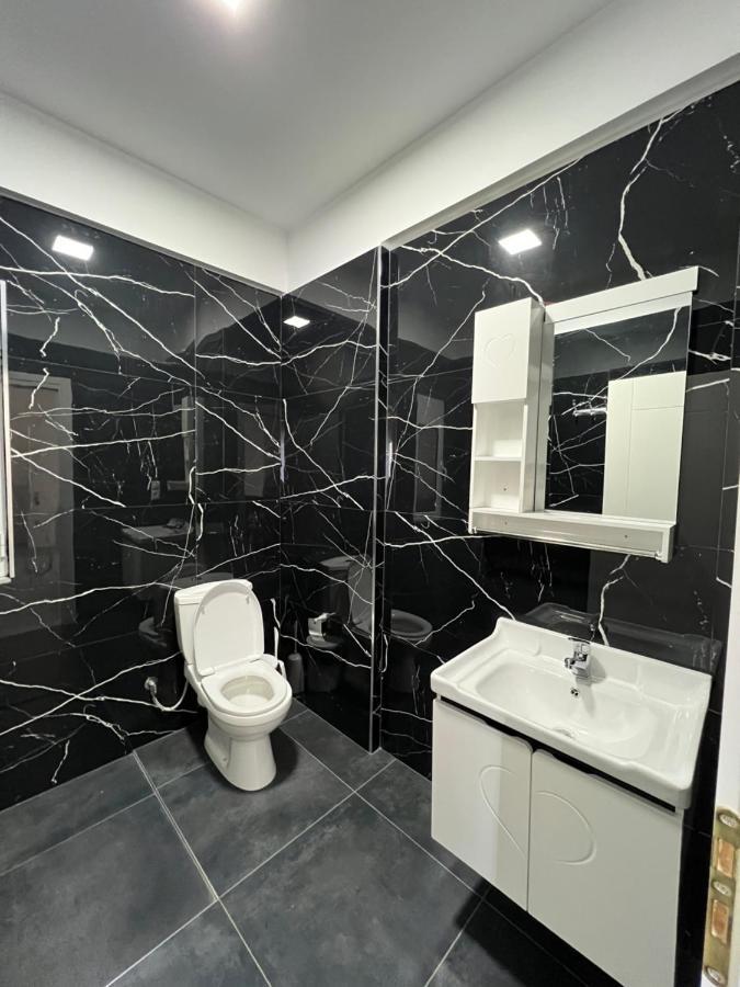 Harmony Apartments Sarandë Buitenkant foto